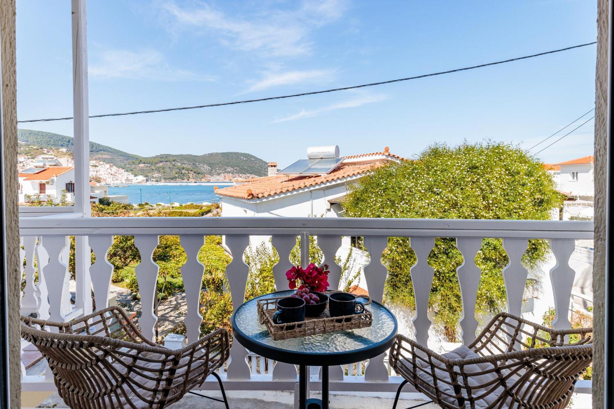 Fotis Studios Skopelos Town Exterior photo